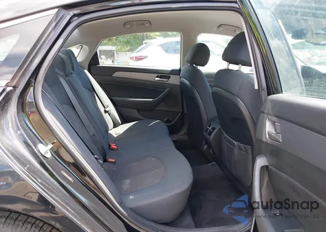 2018 Hyundai Sonata Sel+ z USA, uszkodzony, nr VIN 5NPE34AF4JH714290